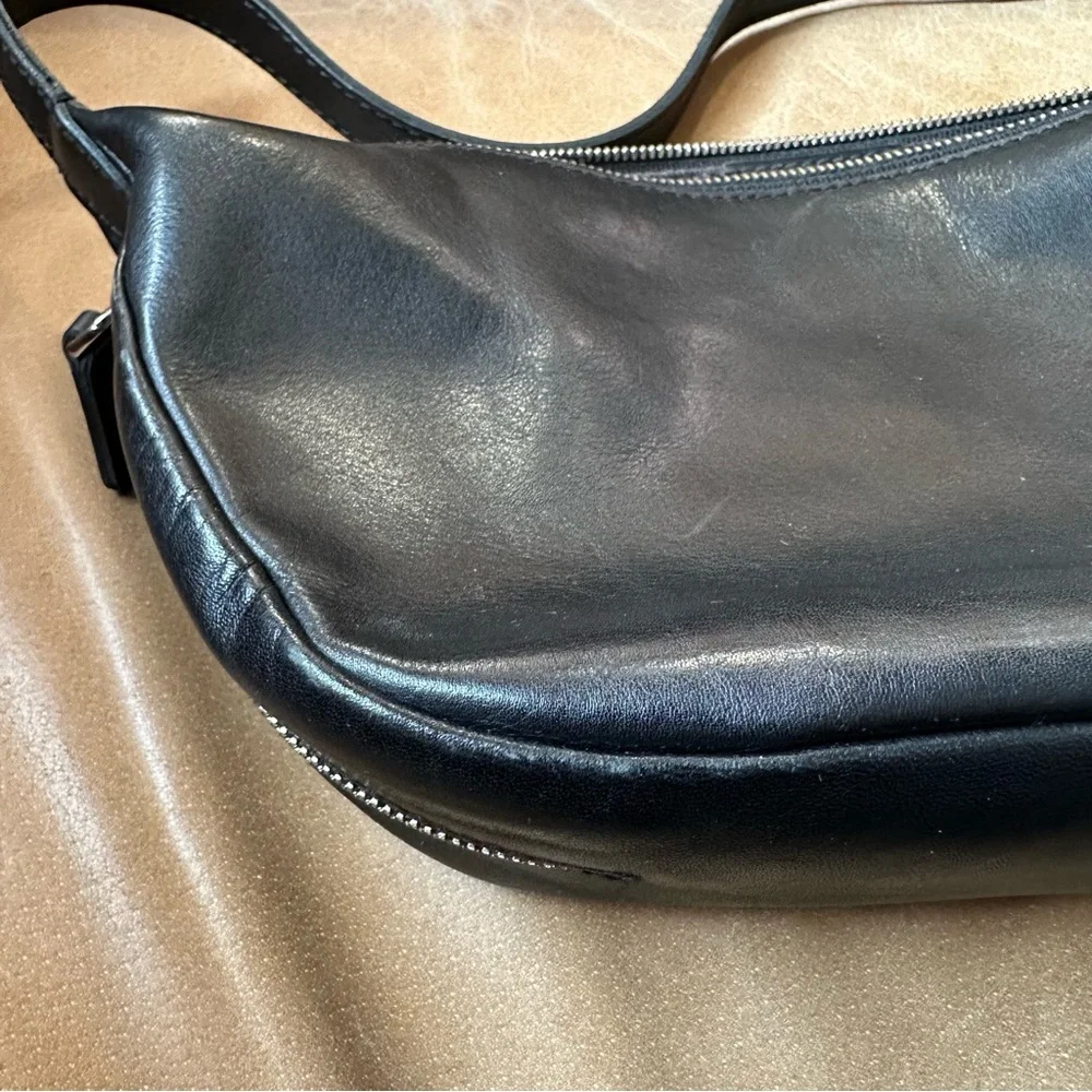 Madewell Black Leather Crescent Crossbody Bag with Gold Hardware - Picture 15 of 16